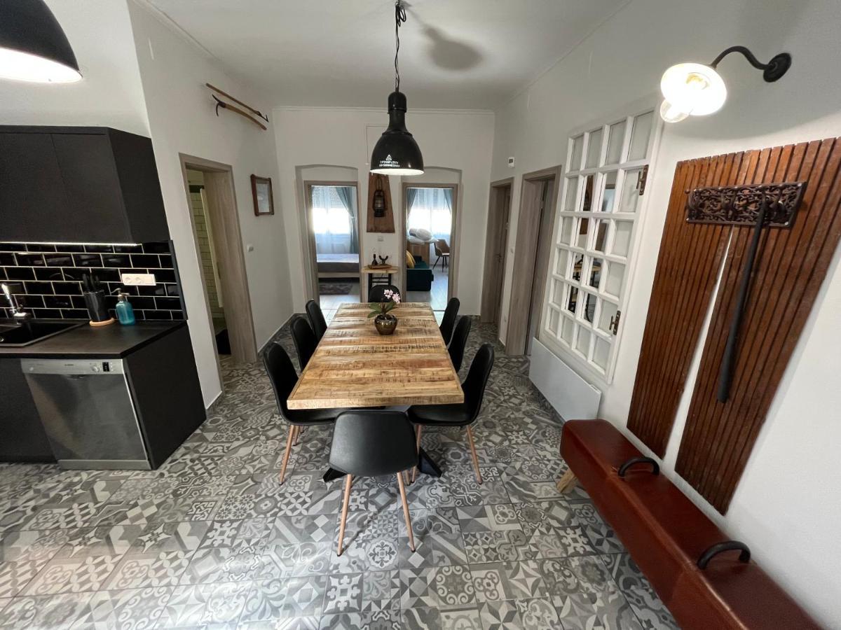 Peter Dock Boutique Villa Кестхей Екстер'єр фото