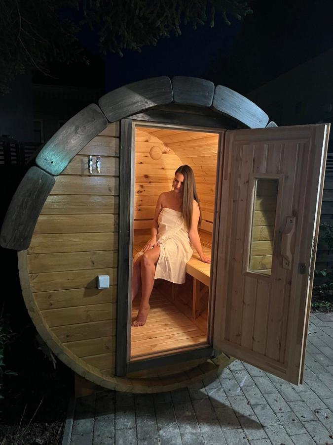 Peter Dock Boutique Villa Кестхей Екстер'єр фото